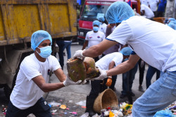 Opposition CPN-UML youth clean up Kathmandu streets