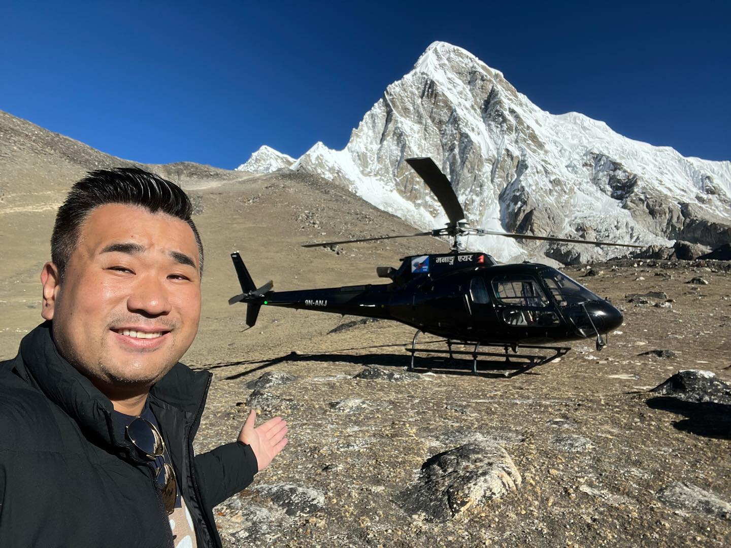 Sam Chui releases new vlog of flight to Everest region - Nepal Minute ...